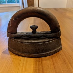 Antique Mrs Potts Sad Iron